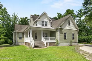 141 Sweetbrier Dr, Burgaw, NC 28425 - Photo 2