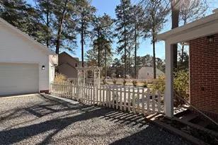 132 Tower St, Southern Pines, NC 28387 - Photo 4