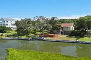 5104 Bogue Sound Dr, Emerald Isle, NC 28594 - Photo 18