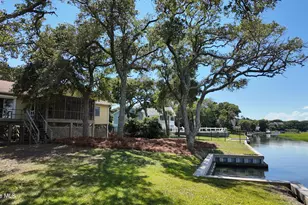 5104 Bogue Sound Dr, Emerald Isle, NC 28594 - Photo 16