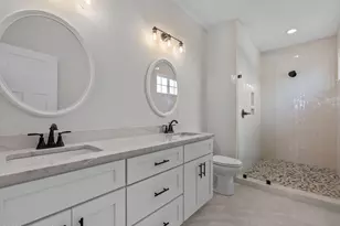 656 Fishermans Point, Newport, NC 28570 - Photo 36