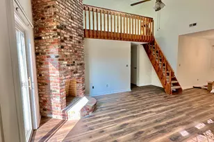 200 Rollins Dr, Greenville, NC 27834 - Photo 4