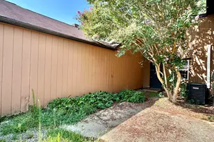 200 Rollins Dr, Greenville, NC 27834 - Photo 18
