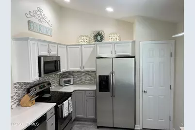 270 Blue Creek Farms Drive, Jacksonville, NC 28540 - Photo 22