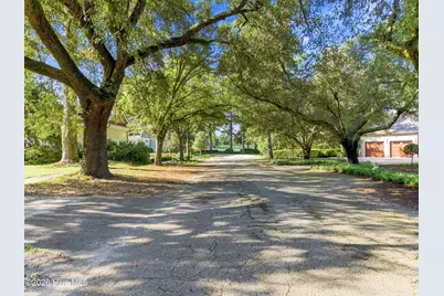 1721 Country Club Road, Wilmington, NC 28403 - Photo 10