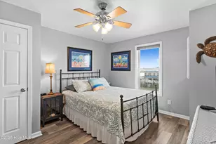 305 N Topsail Dr, Surf City, NC 28445 - Photo 18