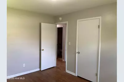104 Greencrest Circle, Jacksonville, NC 28540 - Photo 6