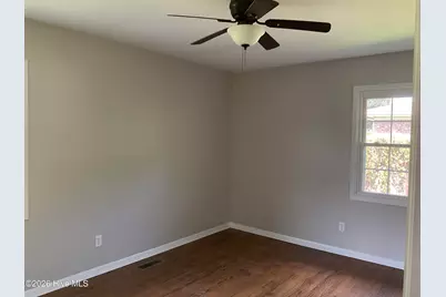 104 Greencrest Circle, Jacksonville, NC 28540 - Photo 8