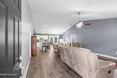 905 Futrell Street, Loris, SC 29569 - Photo 6