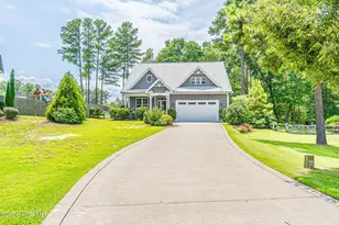 125 Bree Ct, Aberdeen, NC 28315 - Photo 2