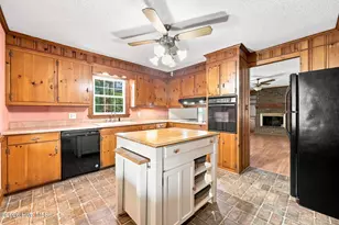 2212 Charles Blvd, Greenville, NC 27858 - Photo 52