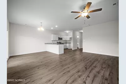 247 Verrazzano Lane, Jacksonville, NC 28546 - Photo 6