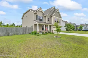 801 Iroquois Ct, Holly Ridge, NC 28445 - Photo 2