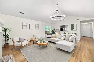 702 William and Mary Pl, Wilmington, NC 28409 - Photo 6