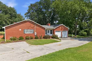 2877 Tyndall Williams Dr, Deep Run, NC 28525 - Photo 4