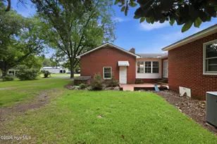 2877 Tyndall Williams Dr, Deep Run, NC 28525 - Photo 8