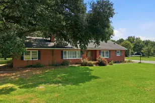 2877 Tyndall Williams Dr, Deep Run, NC 28525 - Photo 2