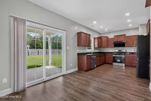 305 Crossroads Store Dr, Jacksonville, NC 28546 - Photo 26