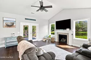 2000 Southport Ln, Southport, NC 28461 - Photo 6