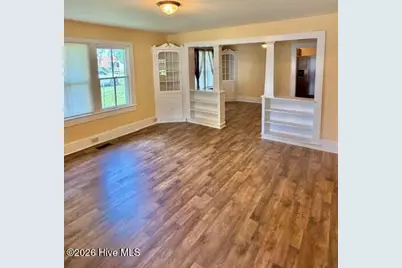 207 E Swanzy Street, Elizabethtown, NC 28337 - Photo 4
