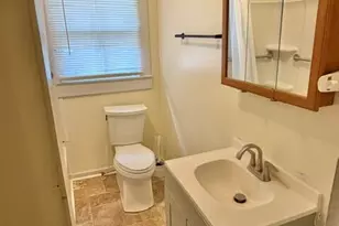 207 E Swanzy St, Elizabethtown, NC 28337 - Photo 10