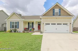 223 Holly Grove Ct E, Jacksonville, NC 28540 - Photo 1