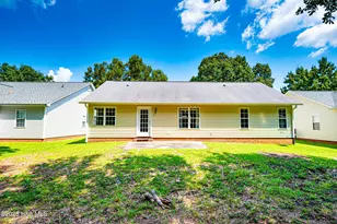 118 Monterey Cir, New Bern, NC 28562 - Photo 16