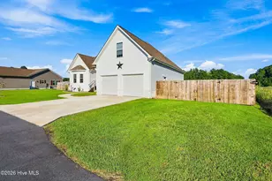 14 Bless Ave, Bolton, NC 28423 - Photo 4