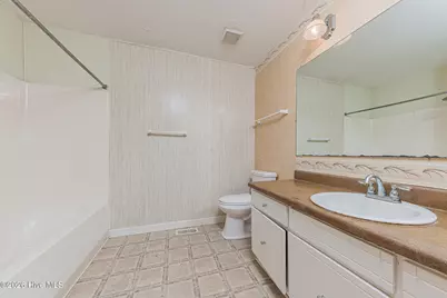 102 Lionel Avenue, Jacksonville, NC 28540 - Photo 38