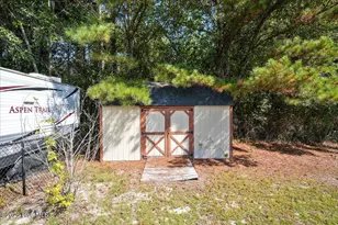 213 Devonshire Dr, Goldsboro, NC 27530 - Photo 4