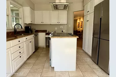 108 Fern Court, Pine Knoll Shores, NC 28512 - Photo 10