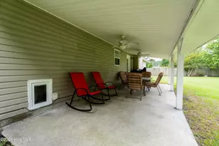 405 Chaps Ct, Jacksonville, NC 28546 - Photo 32