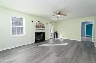 405 Chaps Ct, Jacksonville, NC 28546 - Photo 10