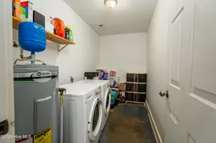 405 Chaps Ct, Jacksonville, NC 28546 - Photo 28