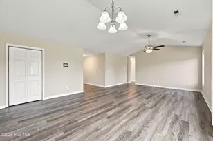 217 Cherry Blossom Dr, Richlands, NC 28574 - Photo 6