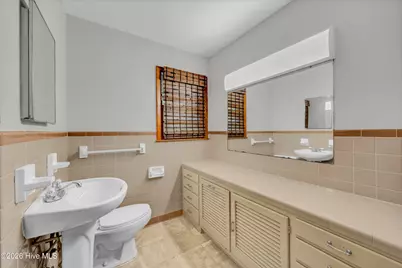 318 Englewood Drive, Wilmington, NC 28409 - Photo 22