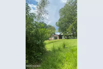 305 Pinehurst Avenue, Carthage, NC 28327 - Photo 6