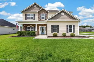 138 Cavalier Dr, Jacksonville, NC 28546 - Photo 1