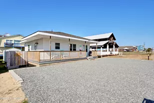 417 N Shore Dr, Surf City, NC 28445 - Photo 16