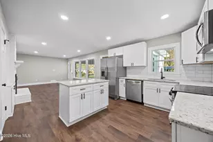 1401 Greenville Blvd SE, Greenville, NC 27858 - Photo 10
