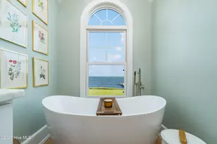 323 Brook Ln, Newport, NC 28570 - Photo 20