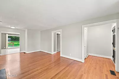 110 Campbell Street, Aberdeen, NC 28315 - Photo 6
