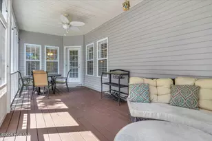 102 SW 22nd St, Oak Island, NC 28465 - Photo 36