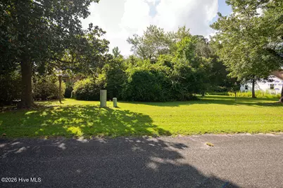 306 Old Loy Avenue, Jacksonville, NC 28540 - Photo 42