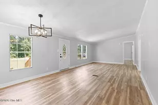 5837 Parkton Rd, Hope Mills, NC 28348 - Photo 24