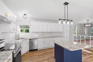 5837 Parkton Rd, Hope Mills, NC 28348 - Photo 10