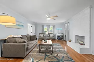316 NE 58th St, Oak Island, NC 28465 - Photo 8