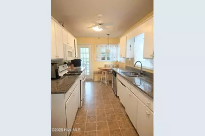 111 Canebrake Drive, New Bern, NC 28562 - Photo 10