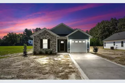 314 E Howard Street, Roseboro, NC 28382 - Photo 2