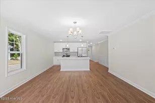 312 E Howard St, Roseboro, NC 28382 - Photo 12
